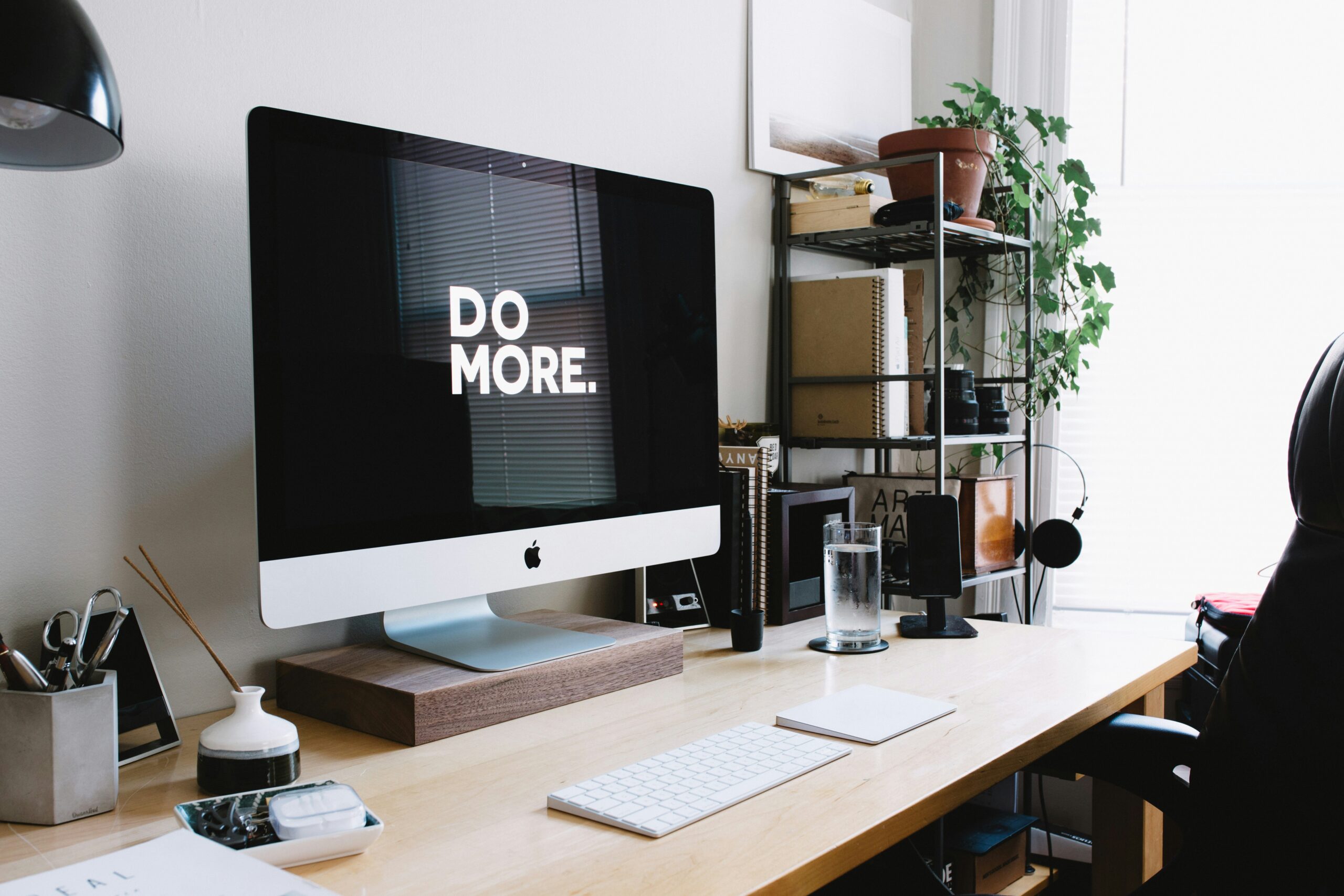 carl-heyerdahl-KE0nC8-58MQ-unsplash laptop screen says do more